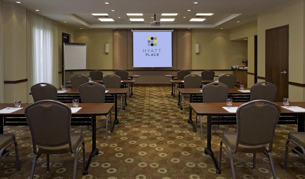 Hyatt Place Sterling Dulles Airport North Удобства фото