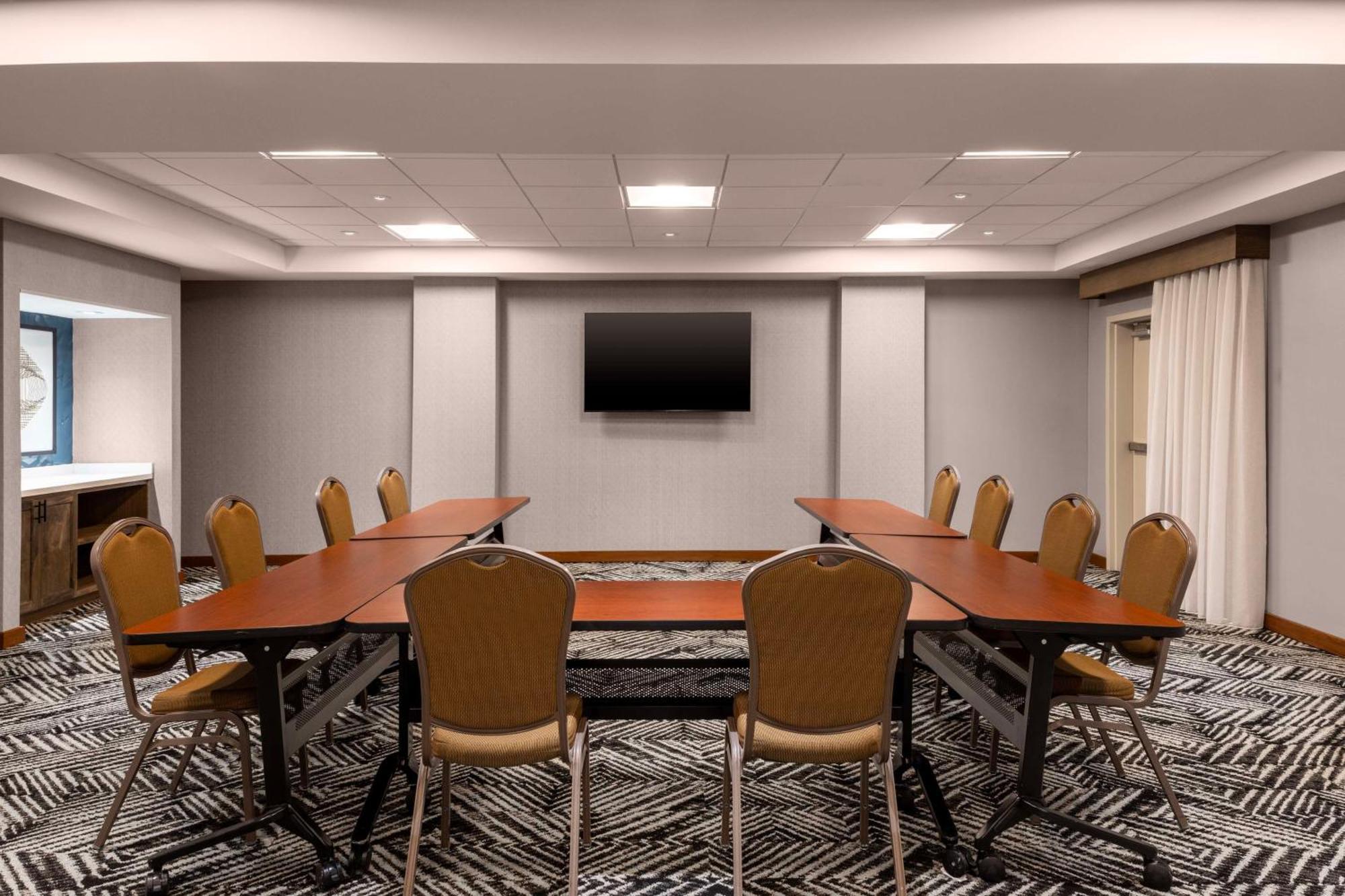 Hyatt Place Sterling Dulles Airport North Экстерьер фото