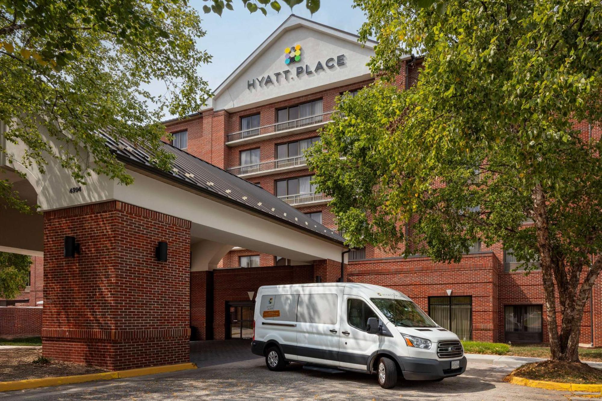 Hyatt Place Sterling Dulles Airport North Экстерьер фото
