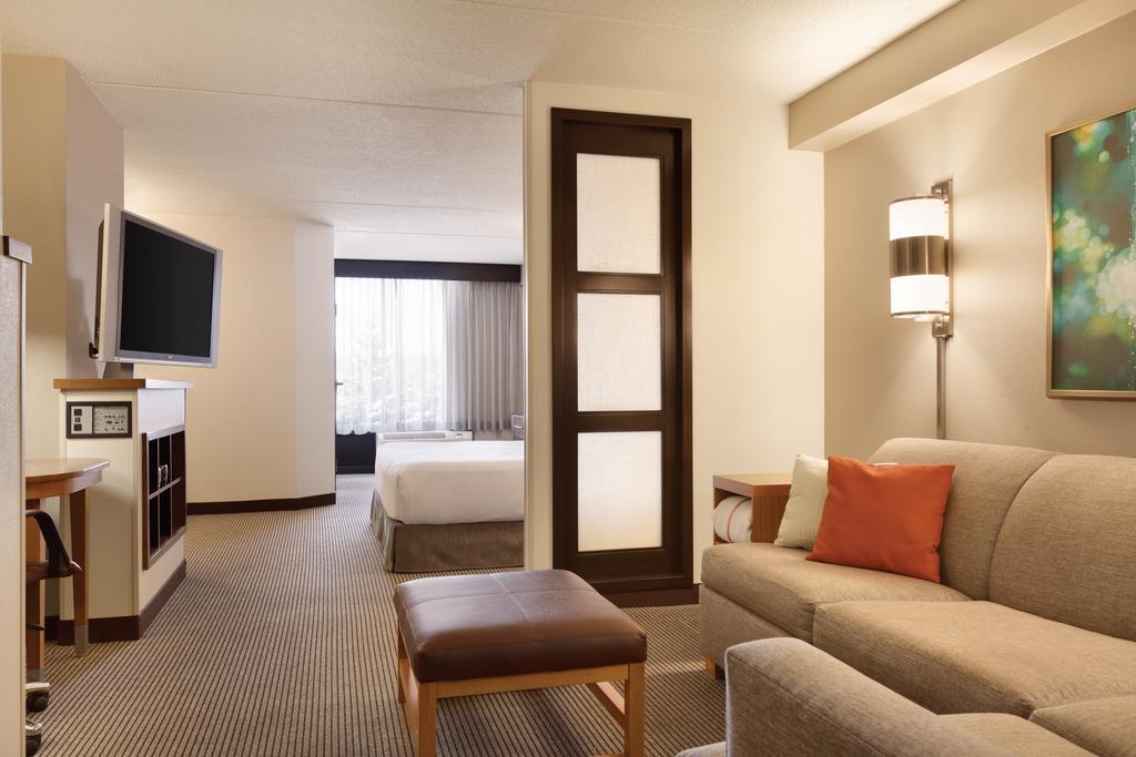 Hyatt Place Sterling Dulles Airport North Экстерьер фото